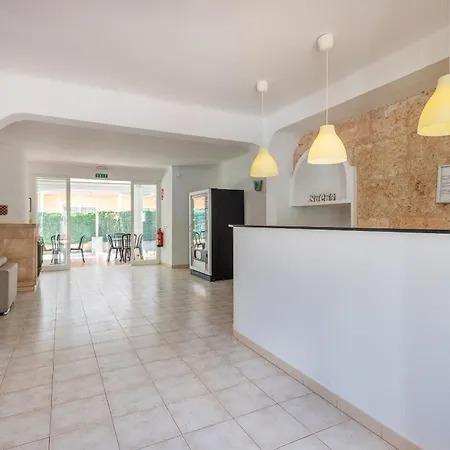 Flor Amistad Πανσιόν