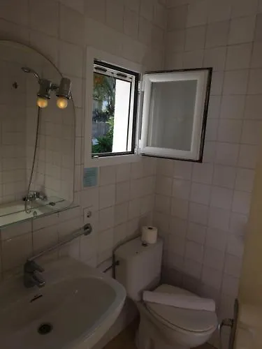 Flor Amistad Πανσιόν Παγκουέρα