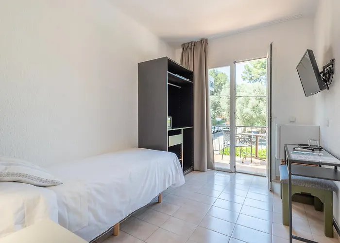 Πανσιόν Flor Amistad